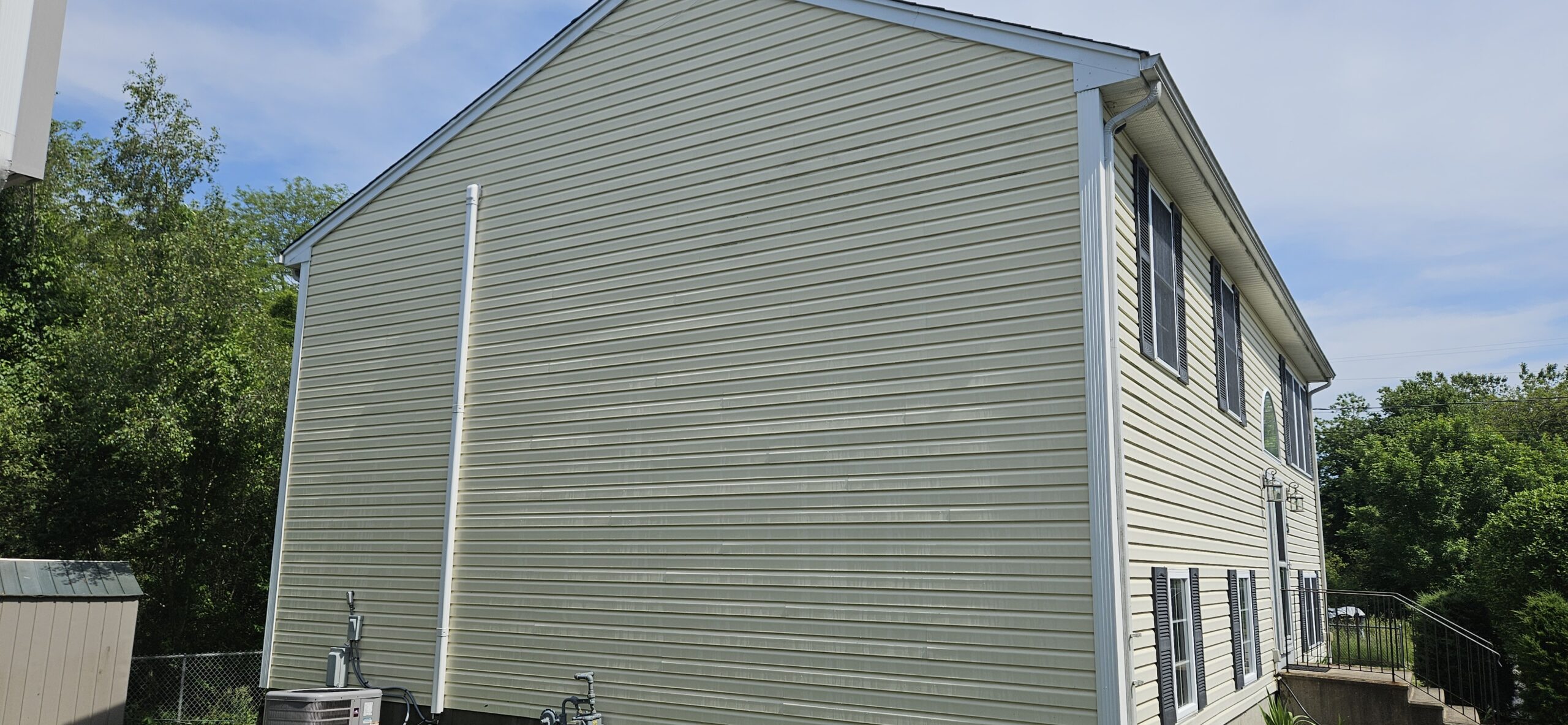 Almeidas Image Power washing